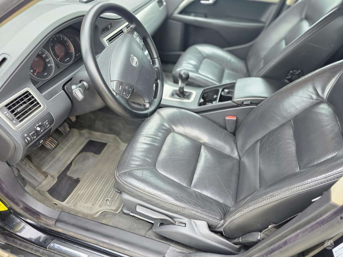 Volvo XC70, 2.4 l., Универсал