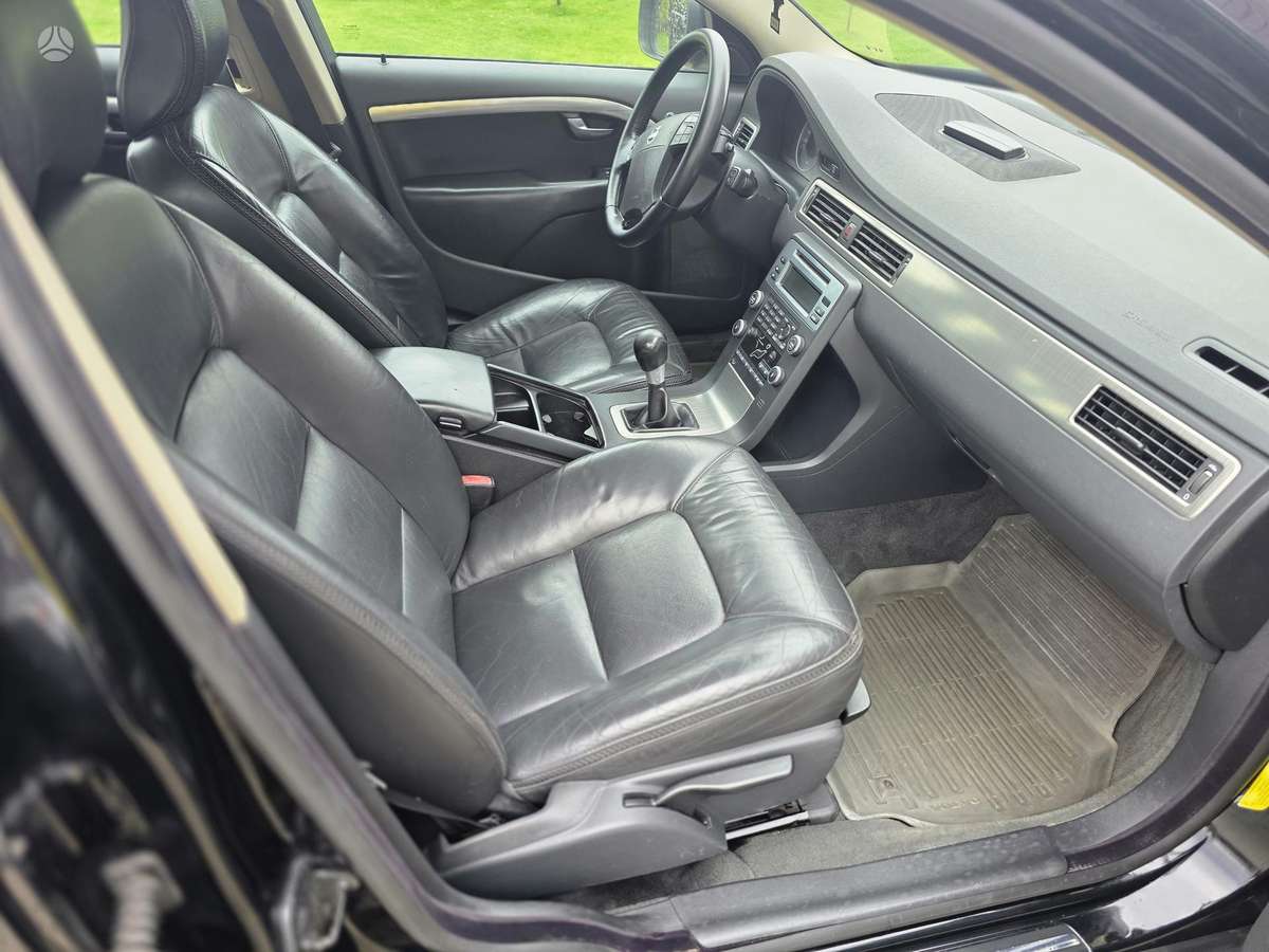 Volvo XC70, 2.4 l., Универсал