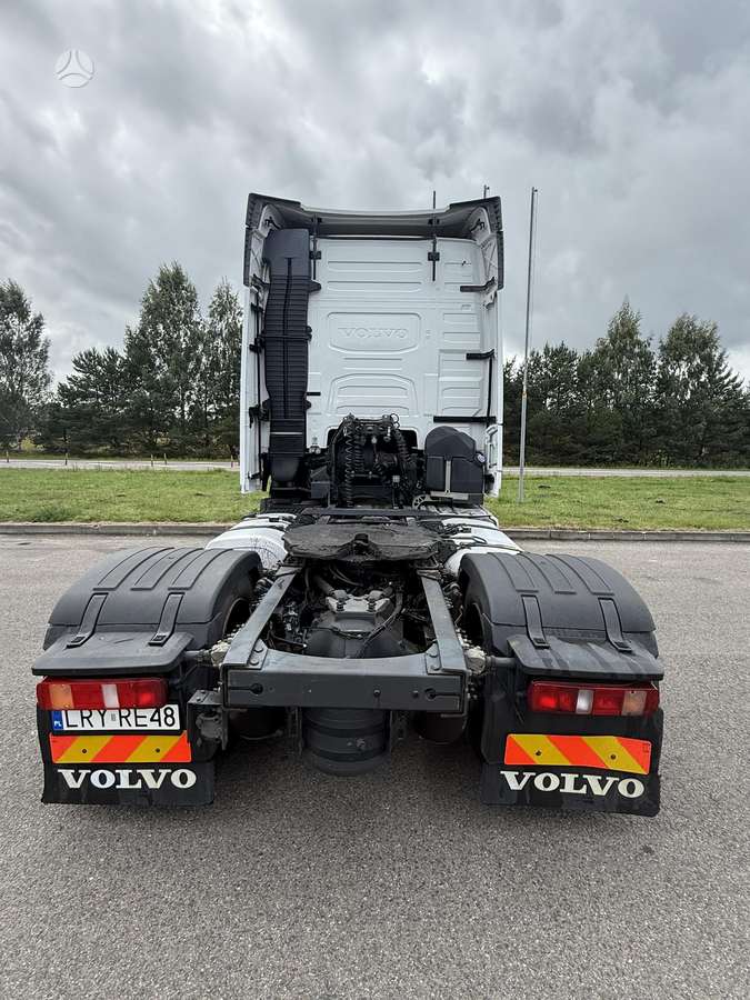 Volvo FH 420 MEGA, double sleeper
