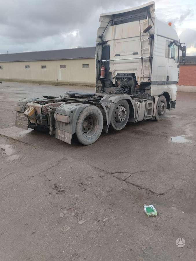 MAN TGX, 2 спальных места