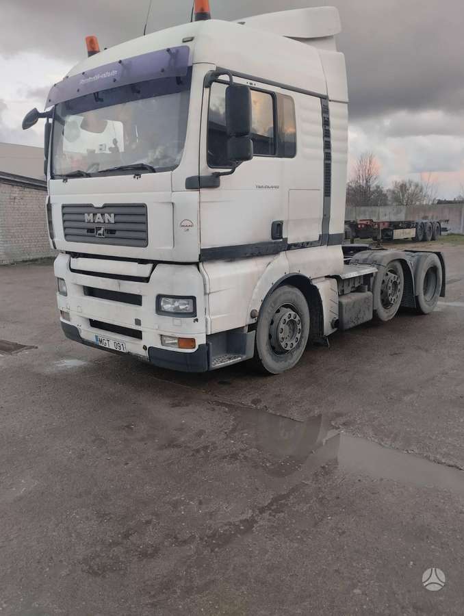 MAN TGX, 2 спальных места