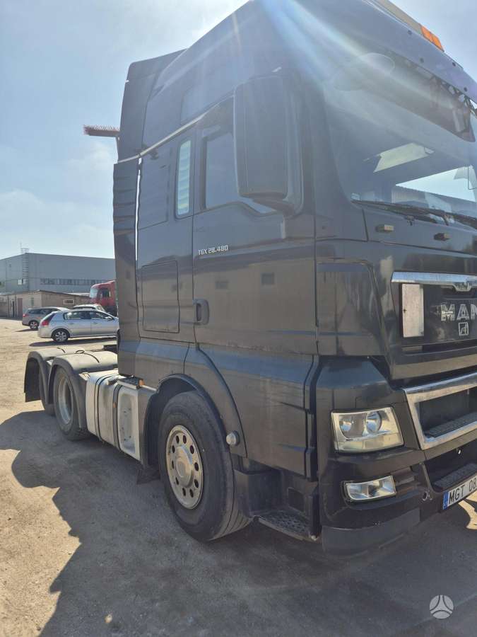 MAN TGX, 2 спальных места