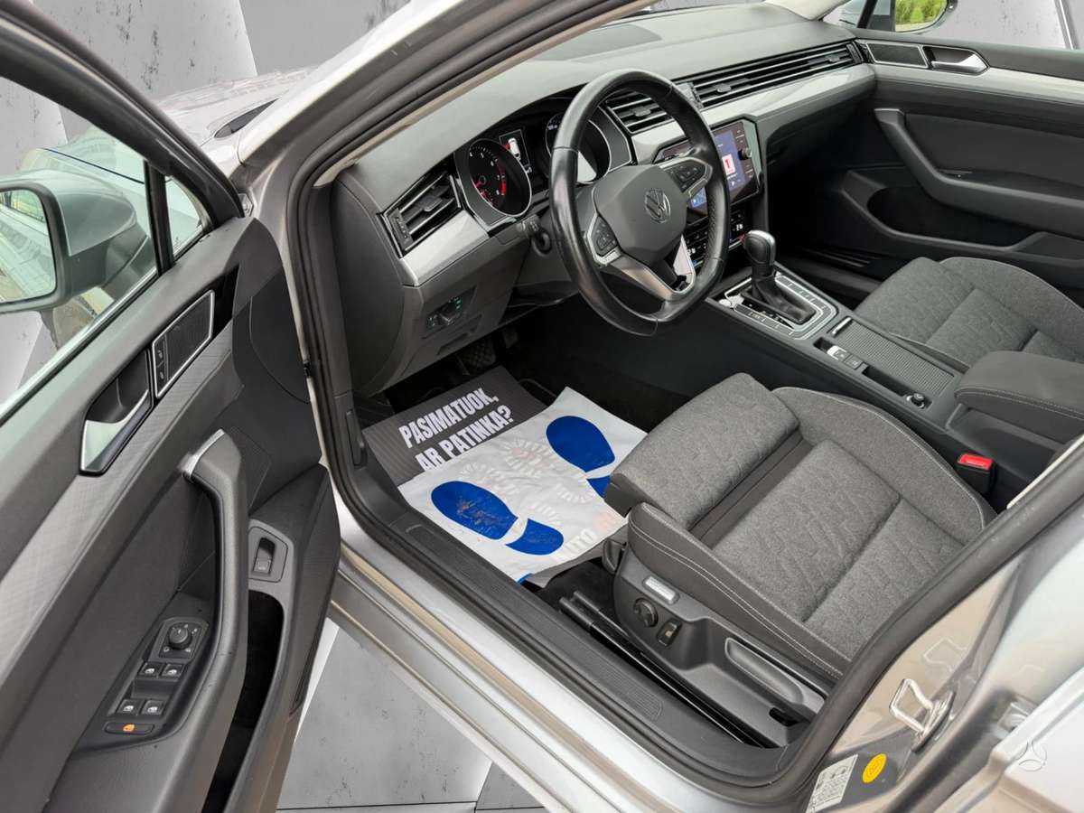 Volkswagen Passat - 10