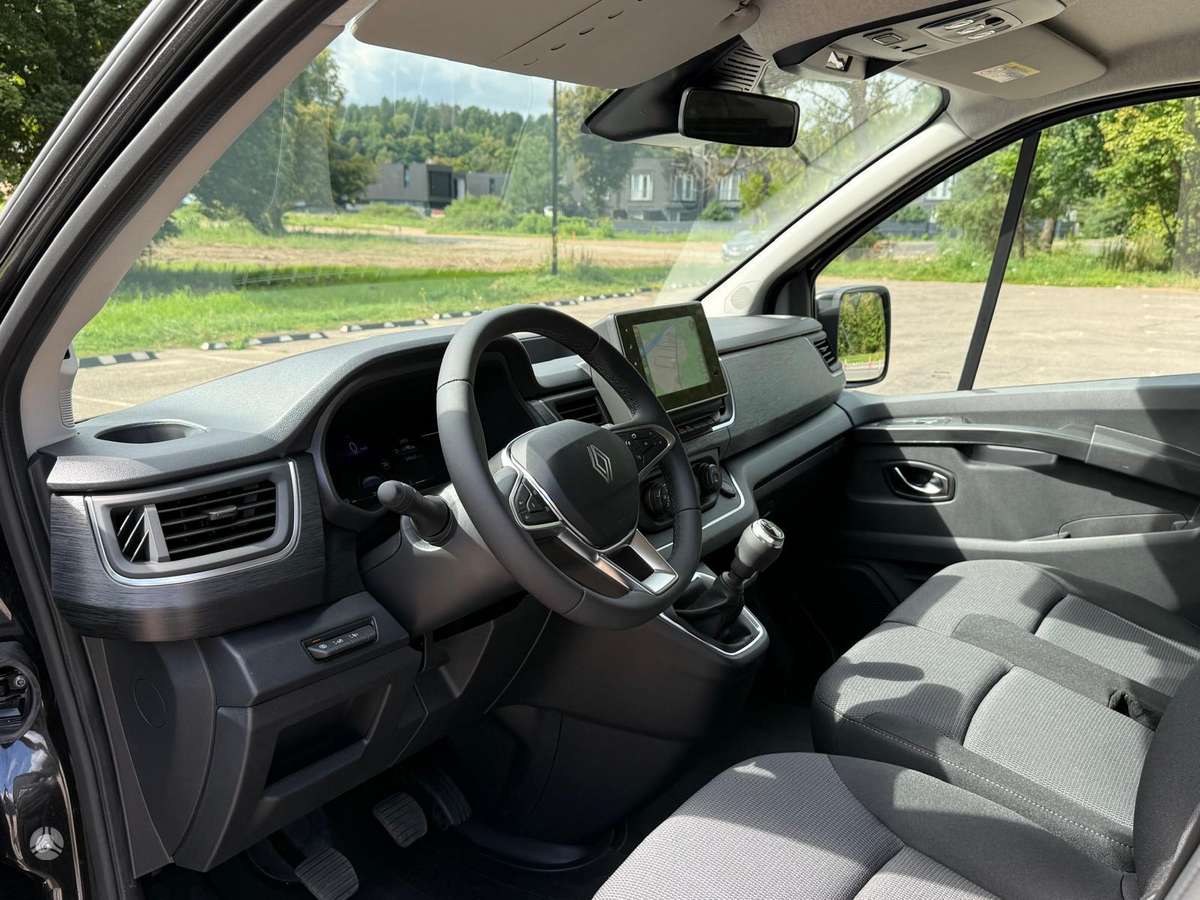 Renault Trafic, пассажирский микроавтобус
