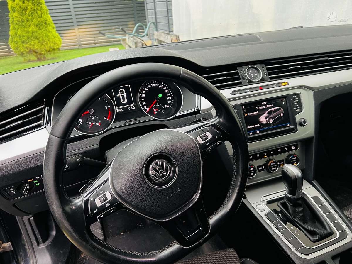 Volkswagen Passat, 2.0 l., Универсал