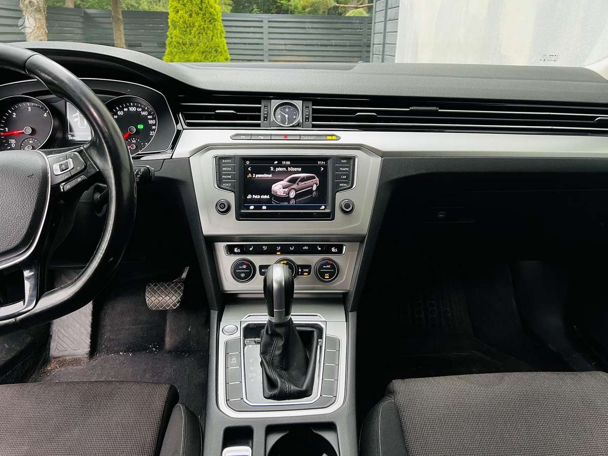 Volkswagen Passat, 2.0 l., Универсал