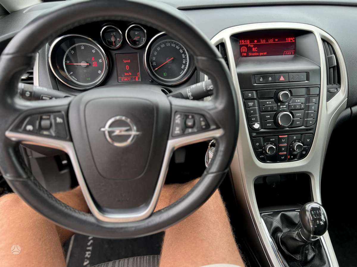 Opel Astra, 1.7 l., hatchback