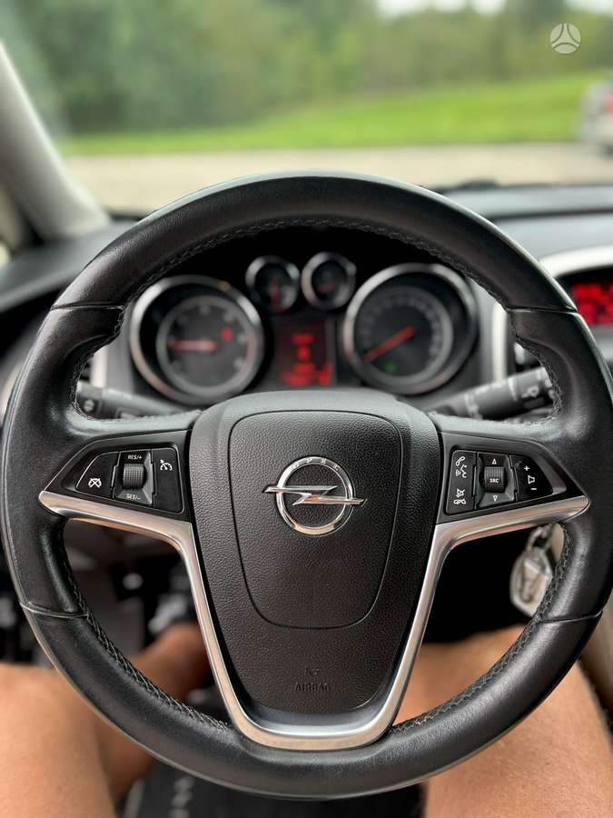 Opel Astra, 1.7 l., hatchback