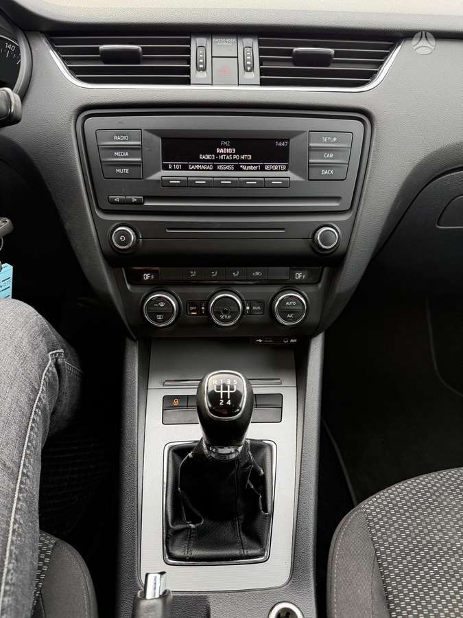Škoda Octavia - 12