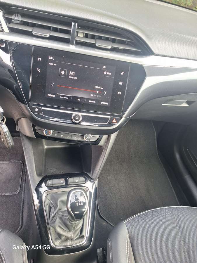 Opel Corsa, 1.2 l., Хэтчбек