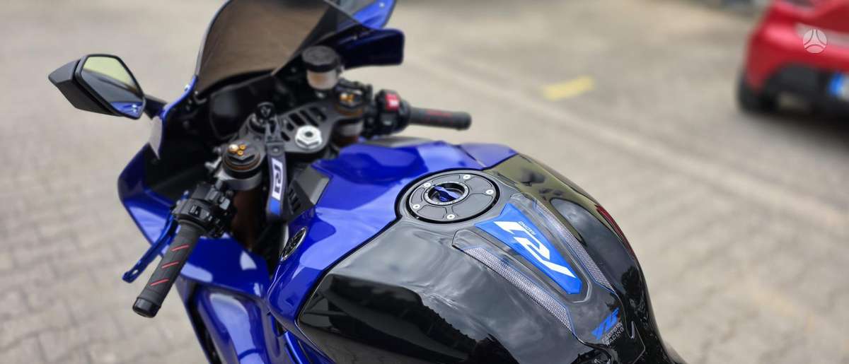 Yamaha R1 998cc, superbikes