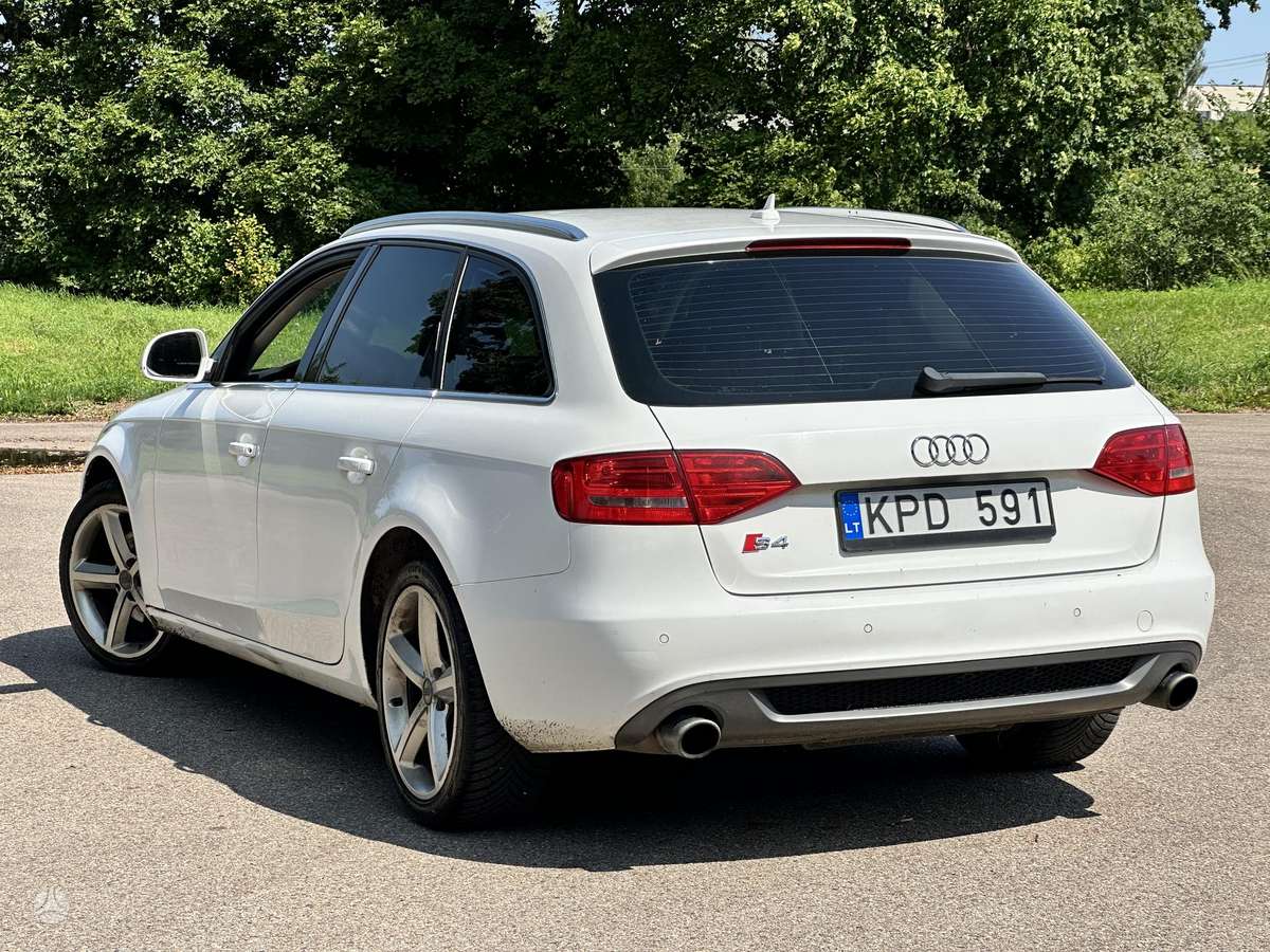 Audi A4, 2.0 l., wagon