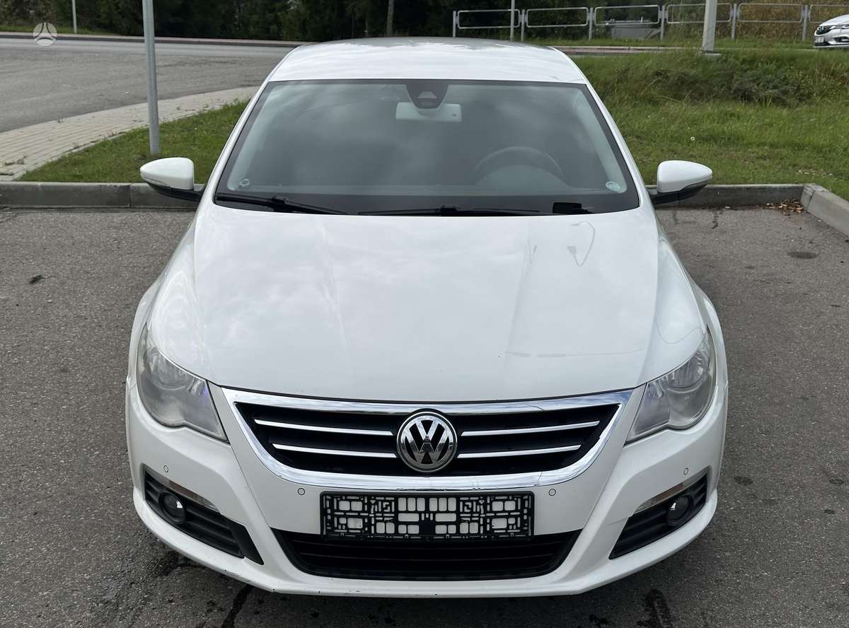 Volkswagen Passat CC - 2