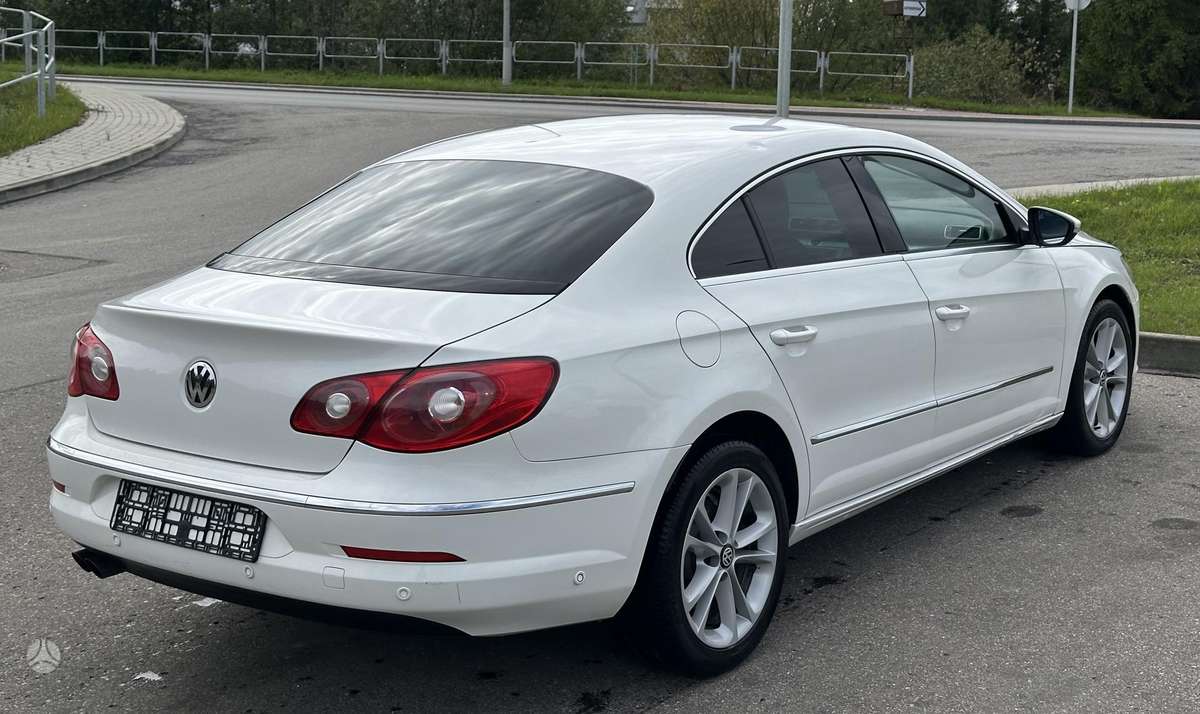 Volkswagen Passat CC - 6