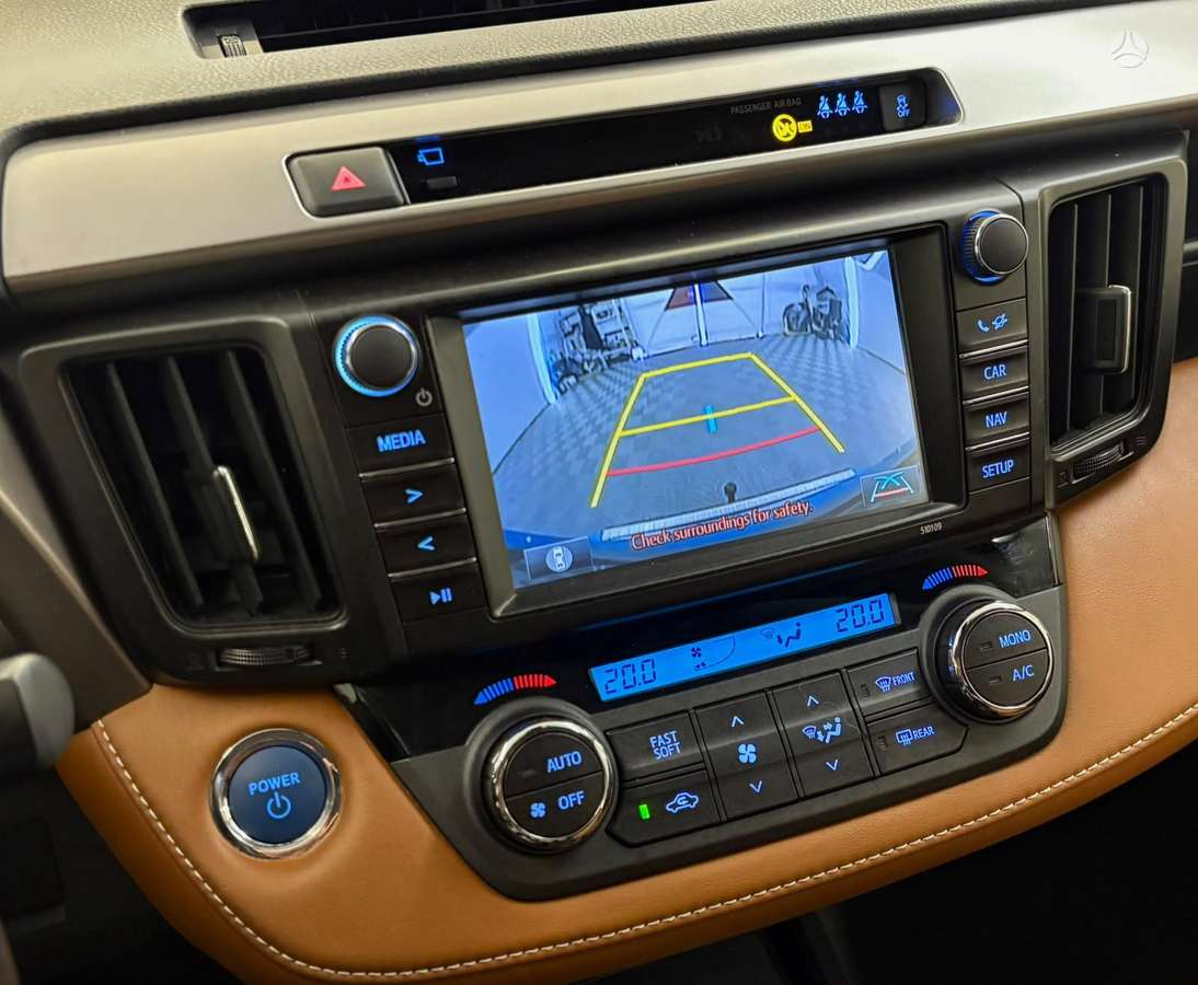 Toyota RAV4 - 4