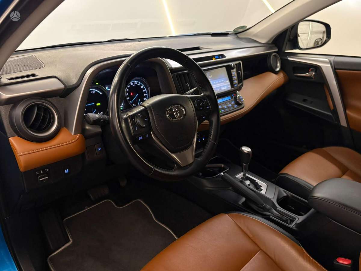 Toyota RAV4 - 2
