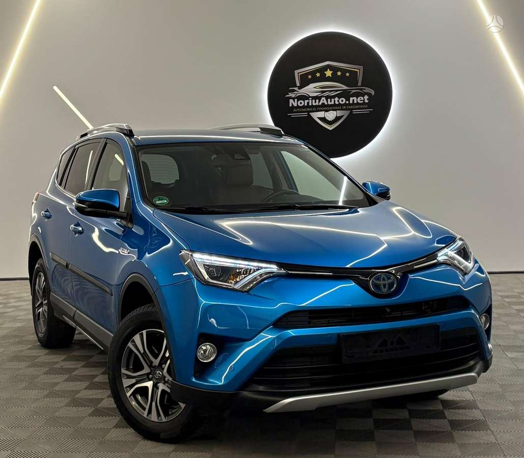 Toyota RAV4 - 1
