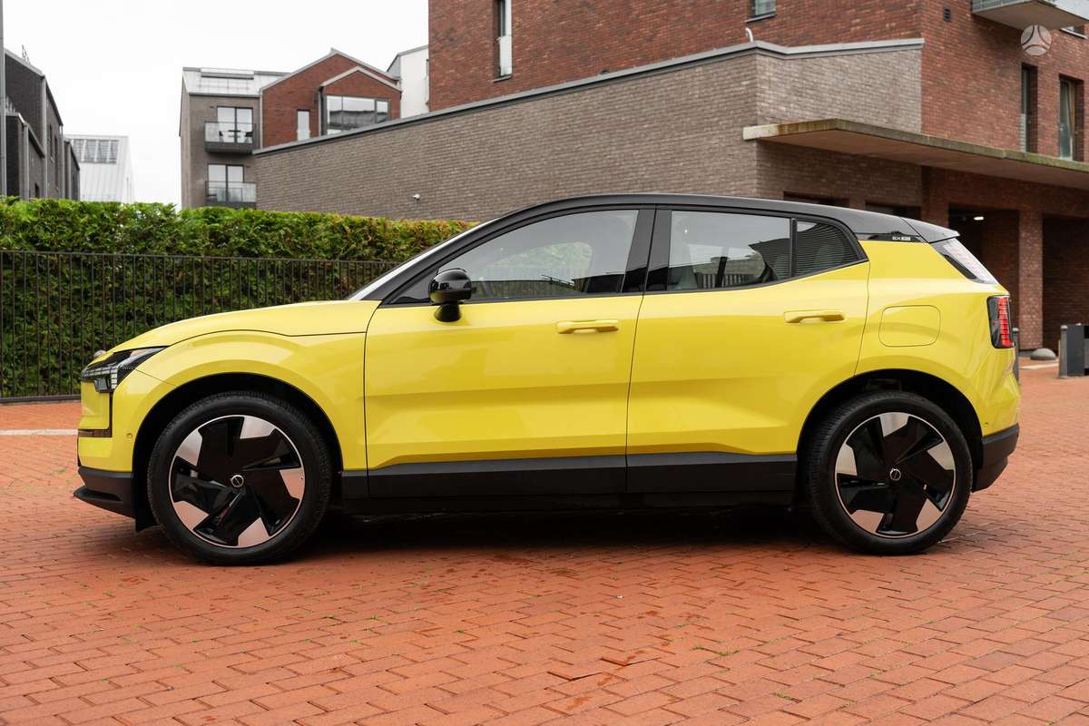 Volvo EX30 - 3