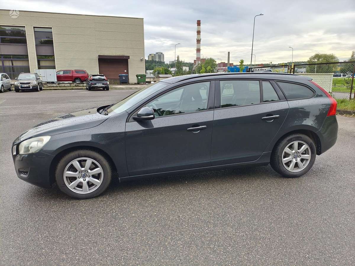 Volvo V60, 2.0 l., Универсал