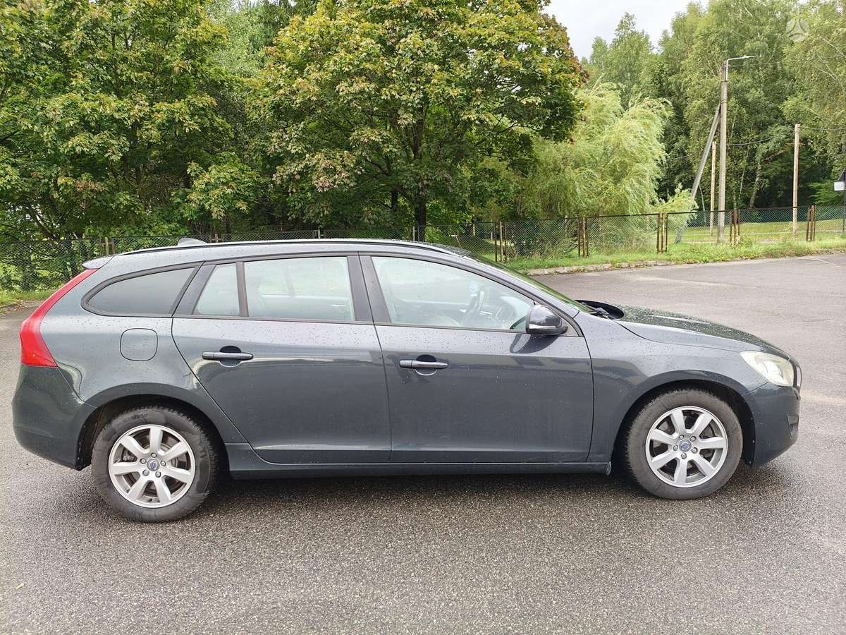 Volvo V60, 2.0 l., Универсал