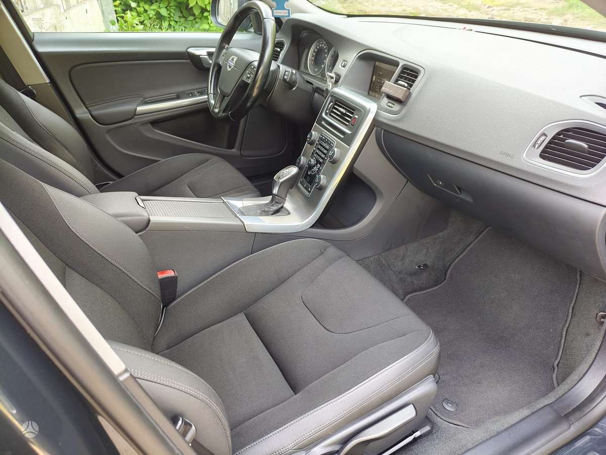 Volvo V60, 2.0 l., Универсал