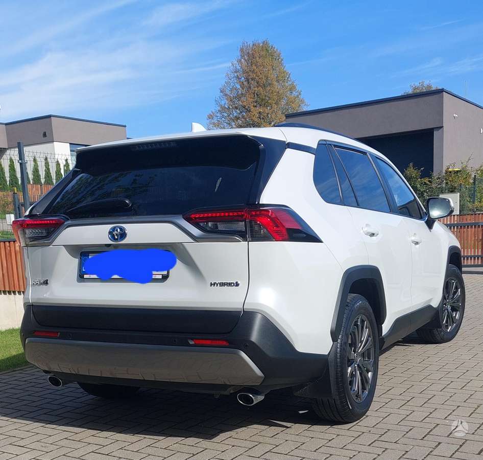 Toyota RAV4 - 5