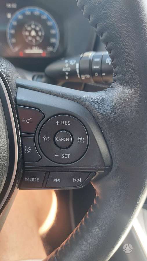 Toyota RAV4 - 11