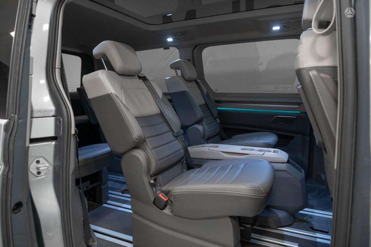 Volkswagen Multivan, 2.0 l., Минивэн