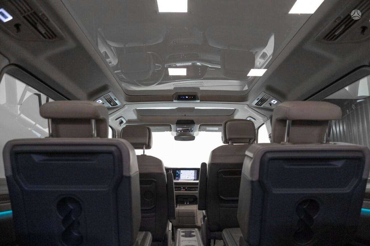 Volkswagen Multivan, 2.0 l., Минивэн
