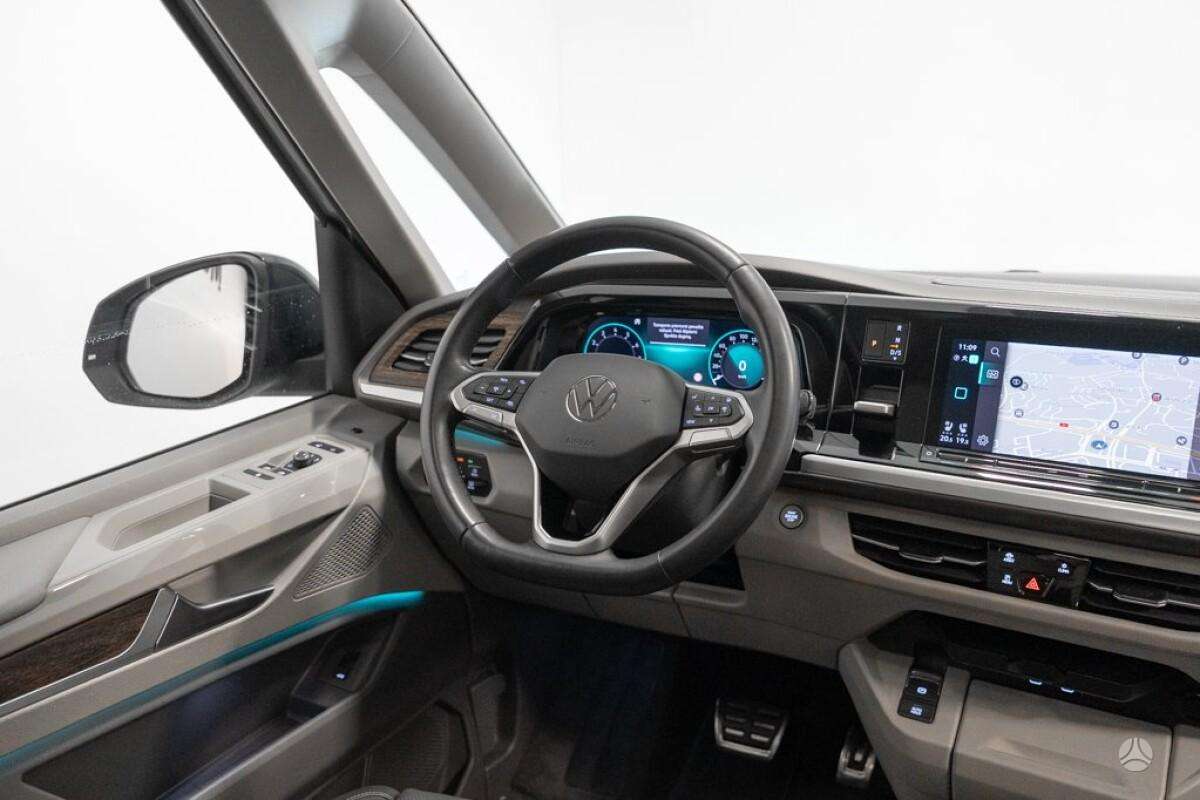 Volkswagen Multivan, 2.0 l., Минивэн