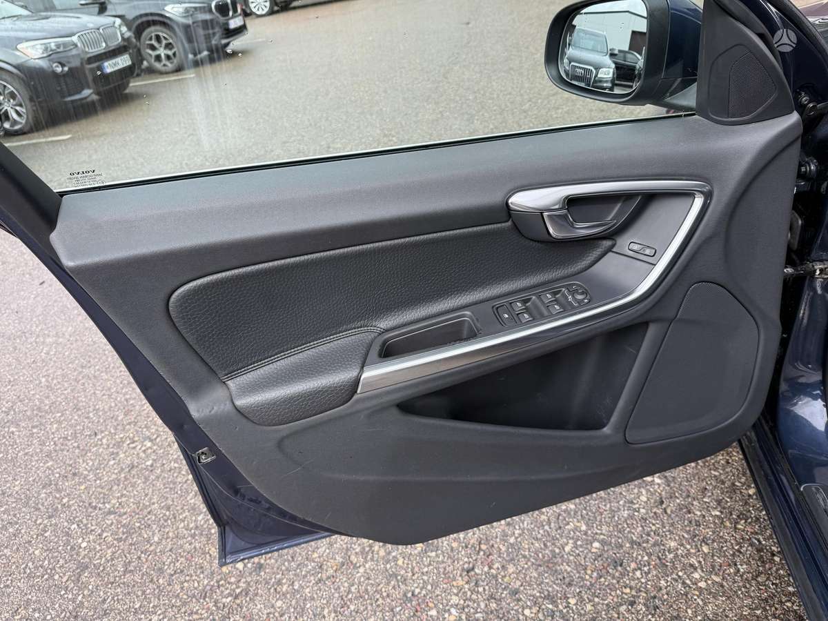 Volvo V60, 2.0 l., Универсал