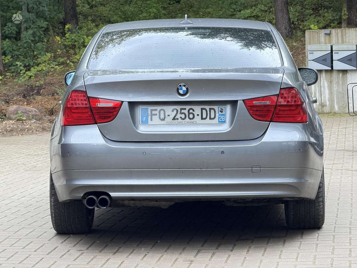 BMW 325, 3.0 l., Седан