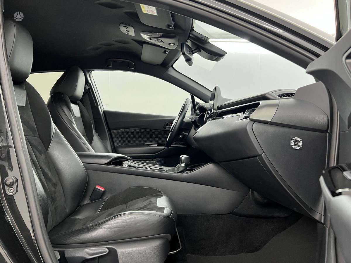Toyota C-HR - 6
