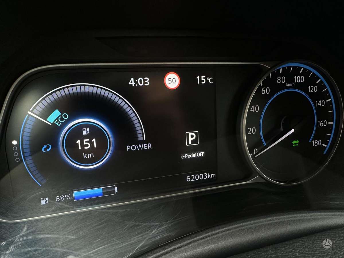 Nissan Leaf, 40 kWh, hatchback