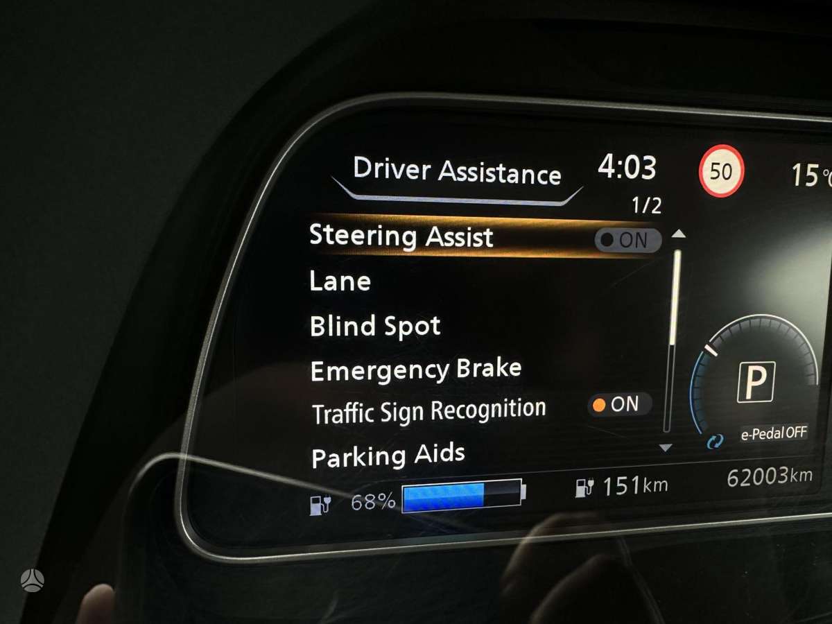 Nissan Leaf, 40 kWh, hatchback