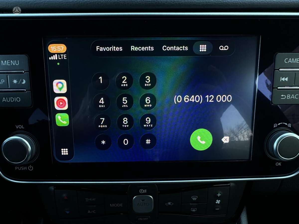 Nissan Leaf, 40 kWh, hatchback