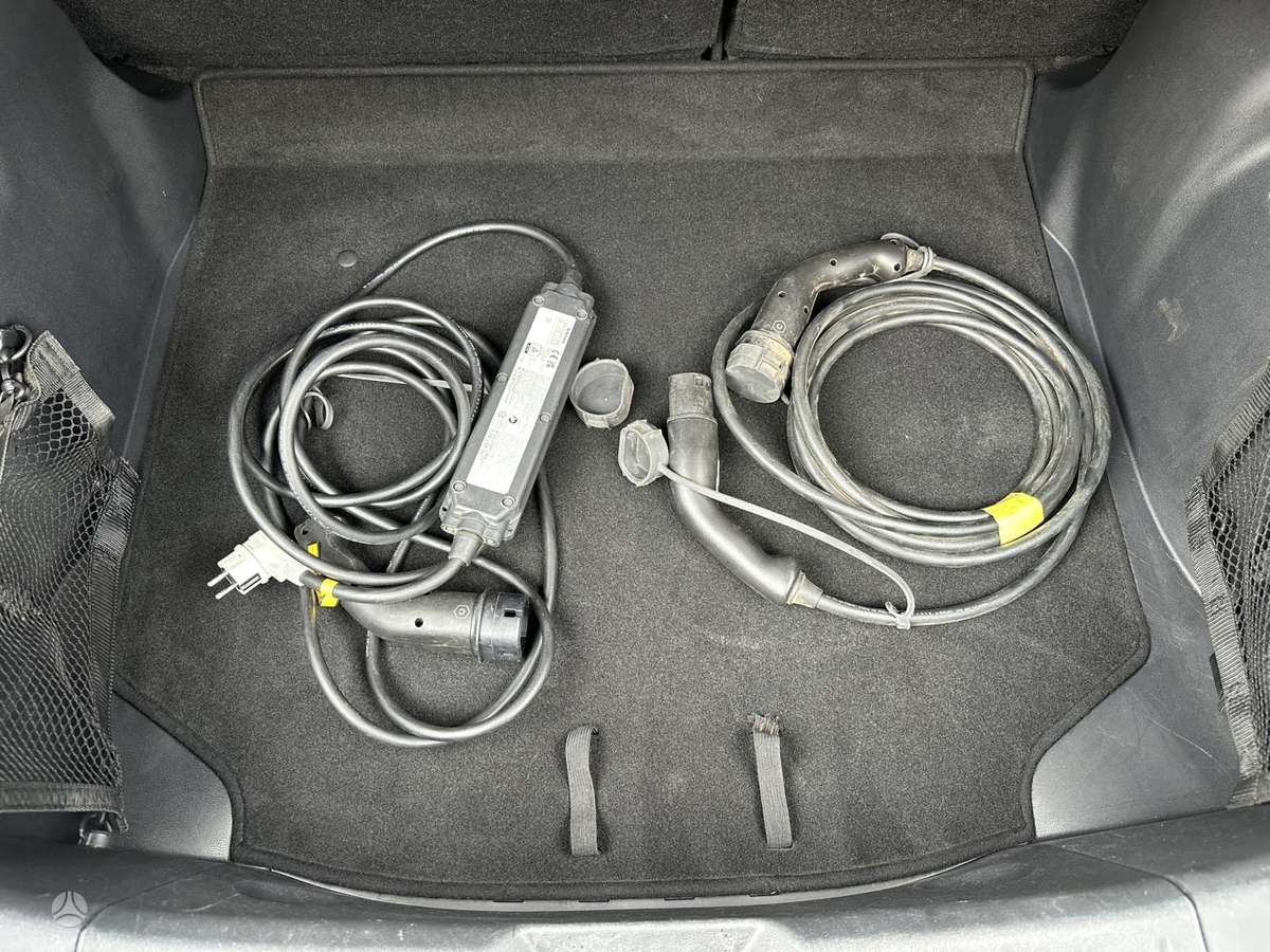 Nissan Leaf, 40 kWh, hatchback