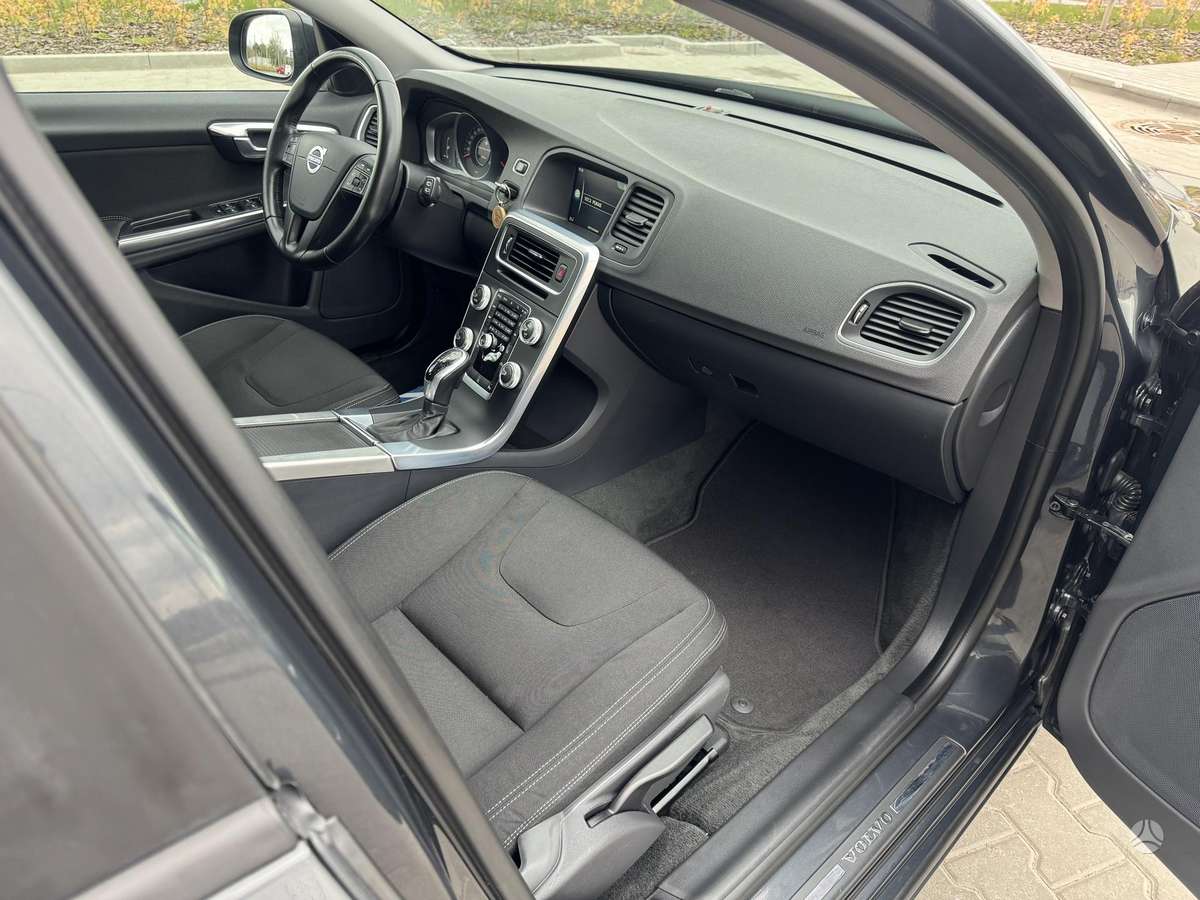 Volvo V60, 2.0 l., Универсал