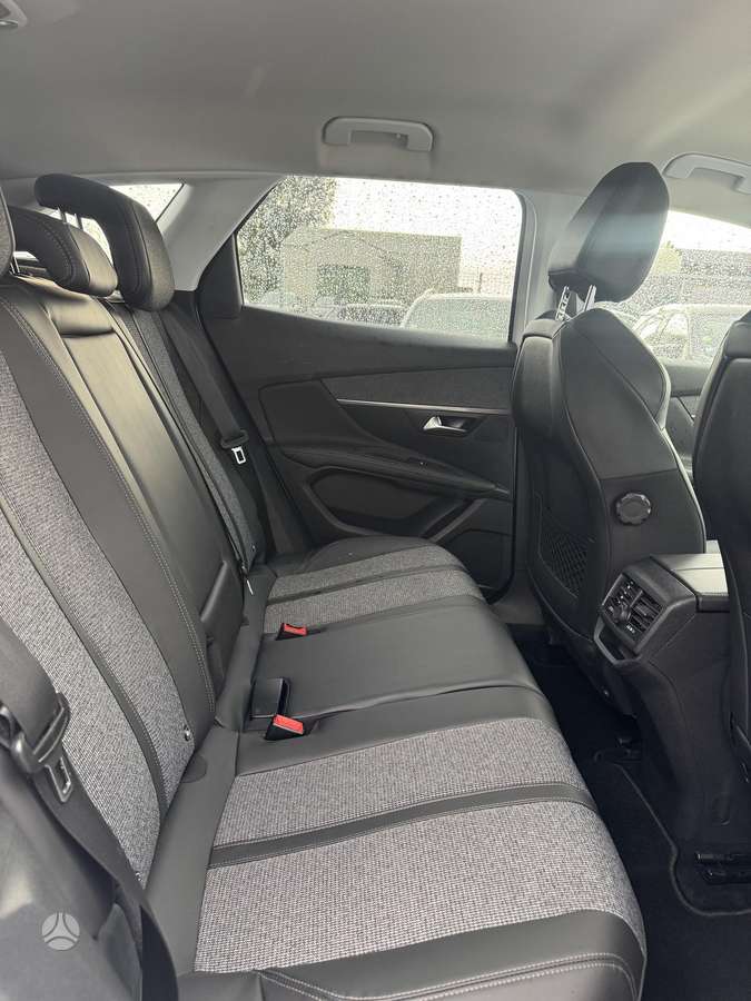 Peugeot 3008 - 9