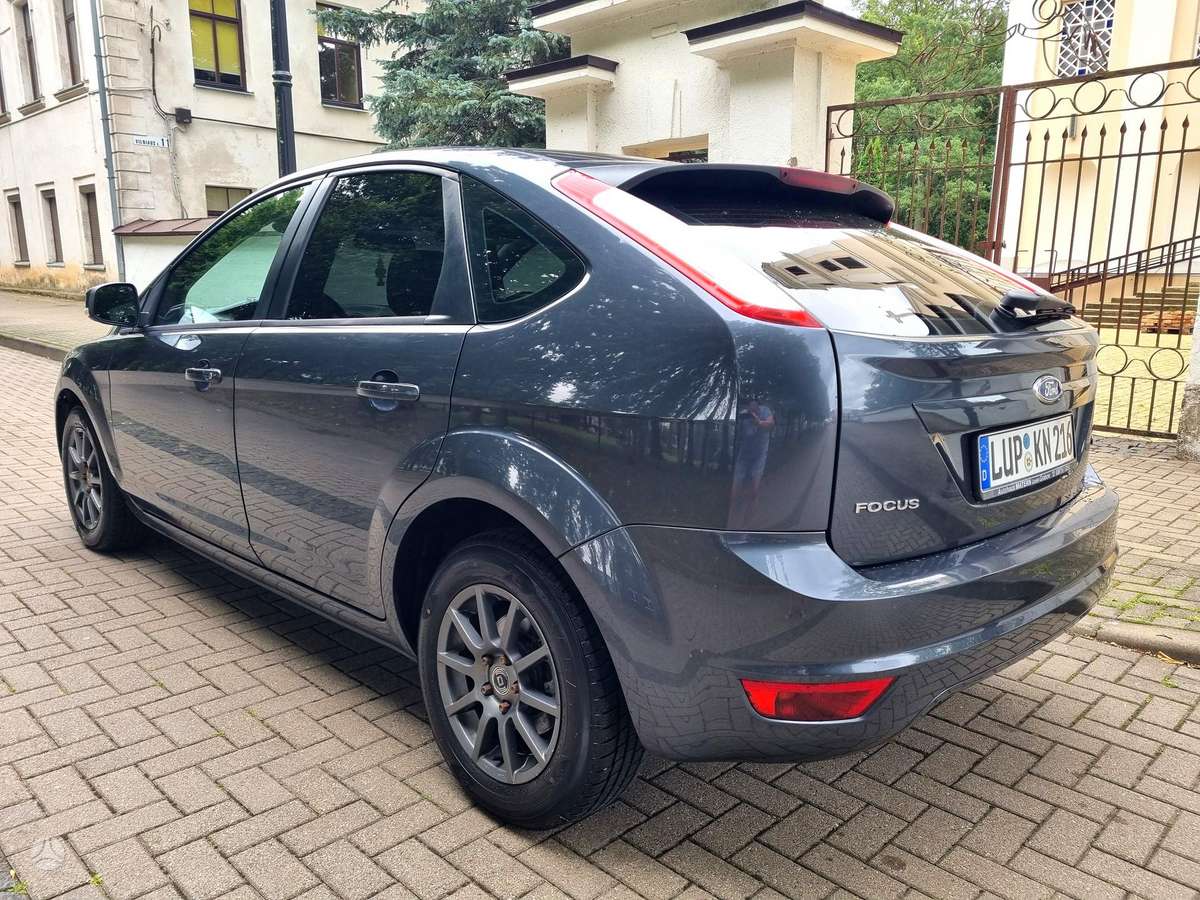 Ford Focus, 1.6 l., hatchback