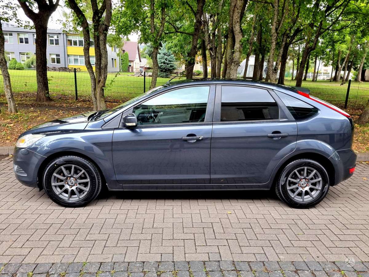 Ford Focus, 1.6 l., hatchback