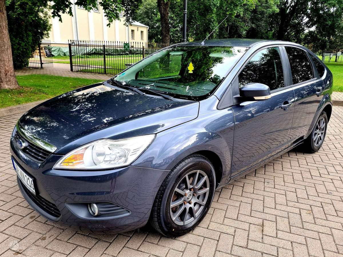 Ford Focus, 1.6 l., hatchback