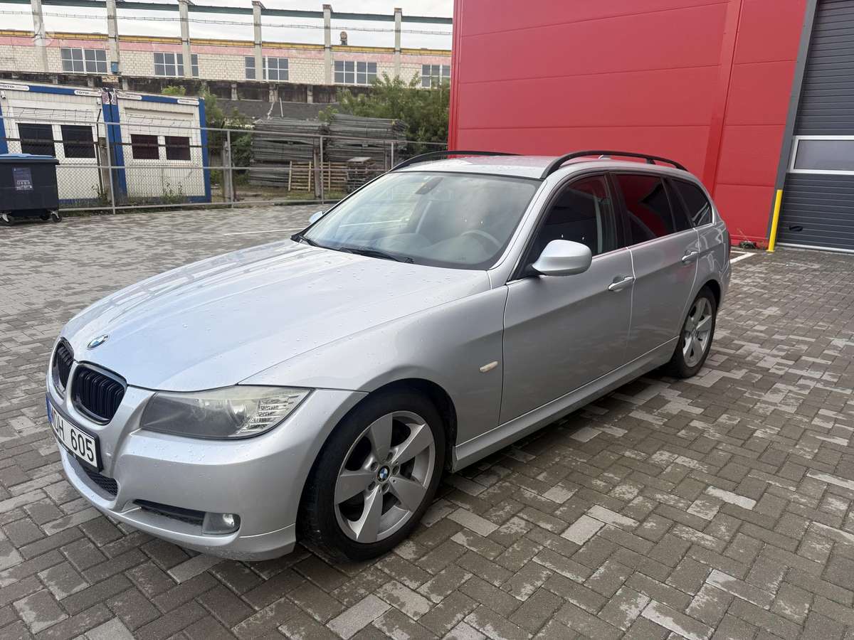 BMW 318, 2.0 l., Универсал