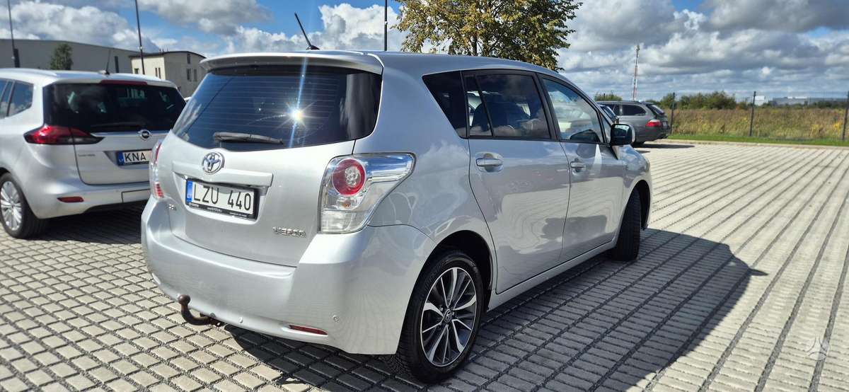 Toyota Verso - 3