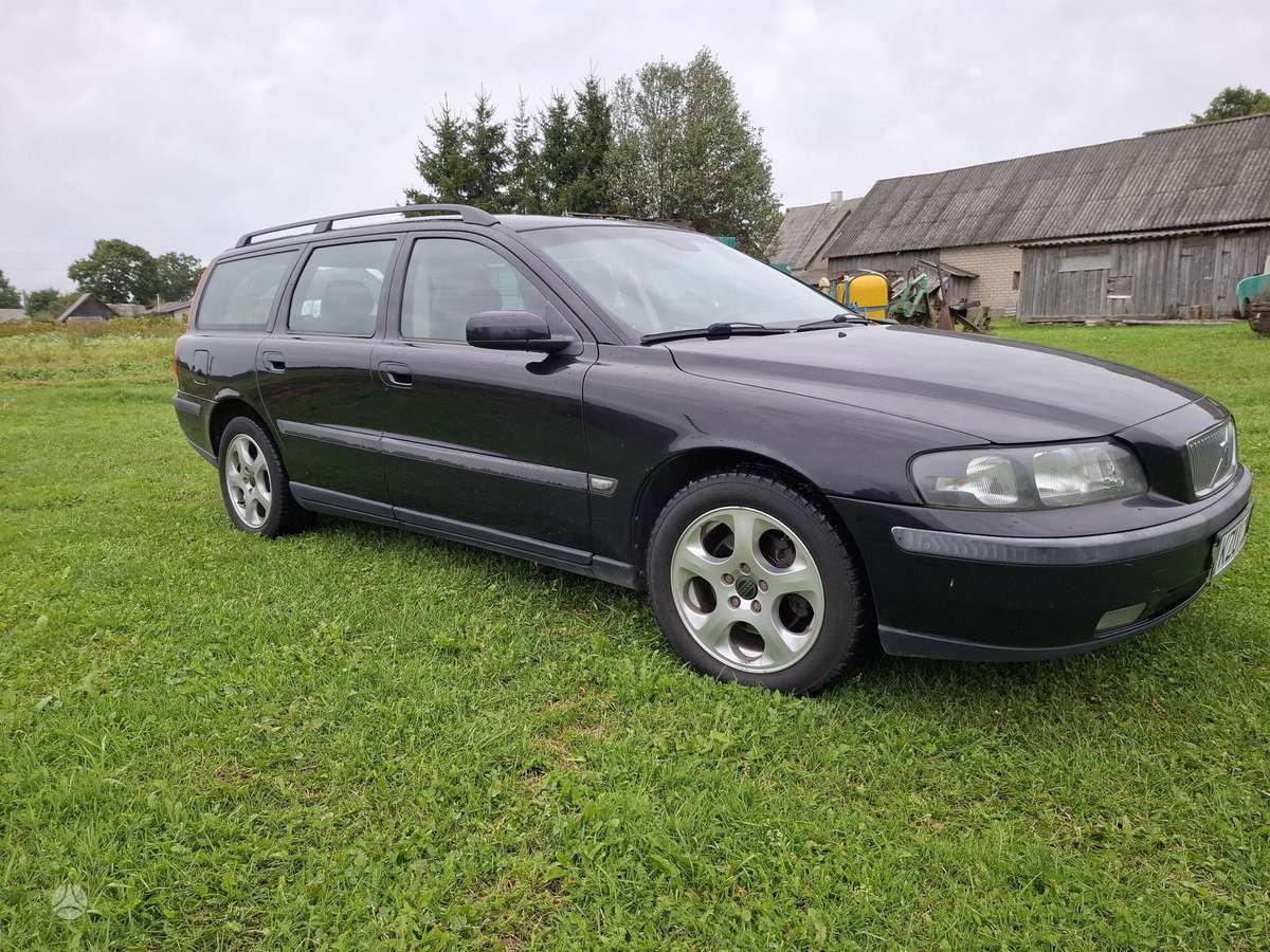 Volvo V70 - 3