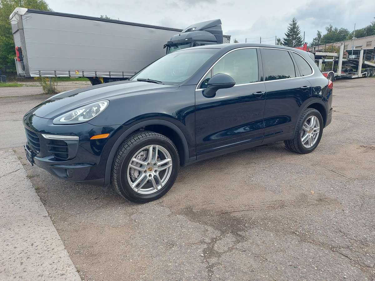 Porsche Cayenne - 11