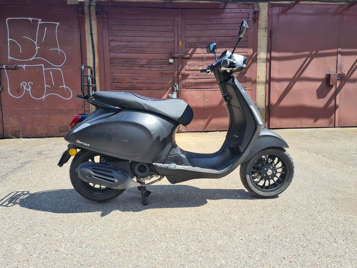 Piaggio Vespa 49cc, мотороллеры / мопеды