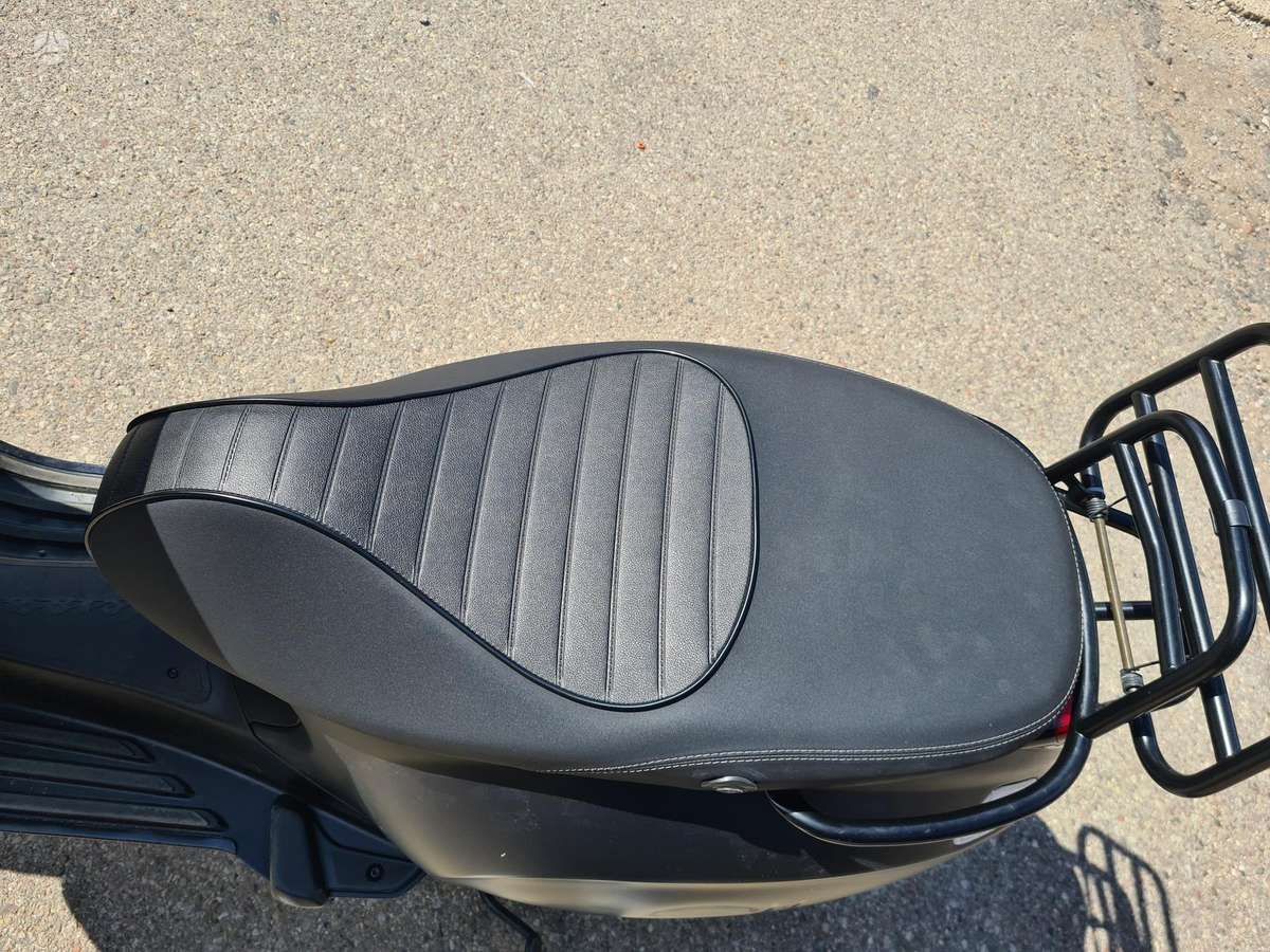 Piaggio Vespa 49cc, мотороллеры / мопеды
