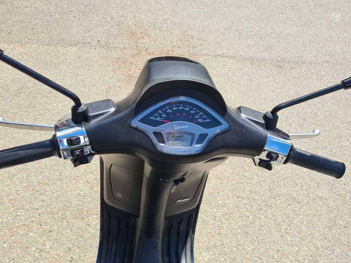 Piaggio Vespa 49cc, мотороллеры / мопеды
