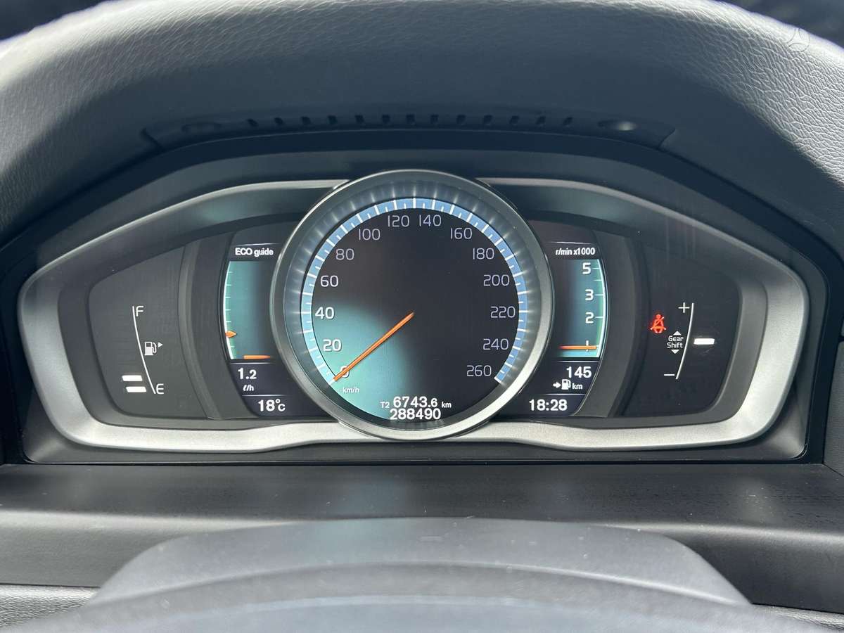 Volvo V70, 2.0 l., universalas